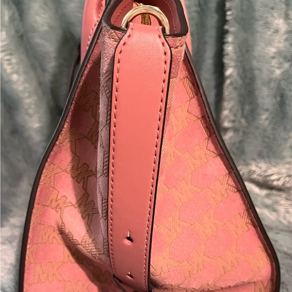 NWT, MICHAEL KORS, NEW,Avril ,Leather,with tag, with shoulder strap, Rose - Picture 3 of 12